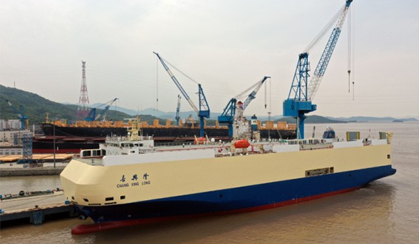 Zhoushan Huafeng has successfully completed the repair of the RO-RO shipment 